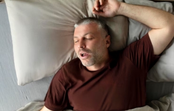 What Are The Symptoms Of Silent Sleep Apnea?